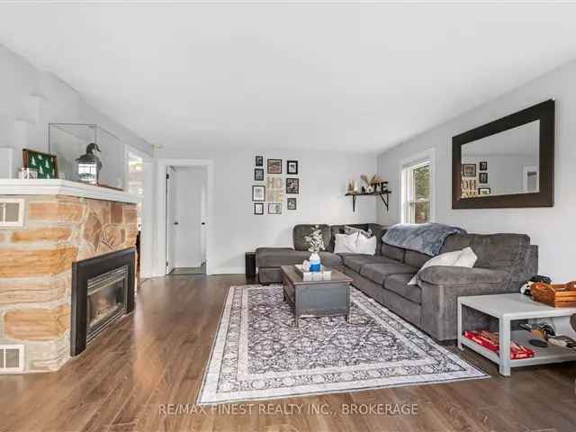 Charming 2-Bedroom Sydenham Home Near Schools