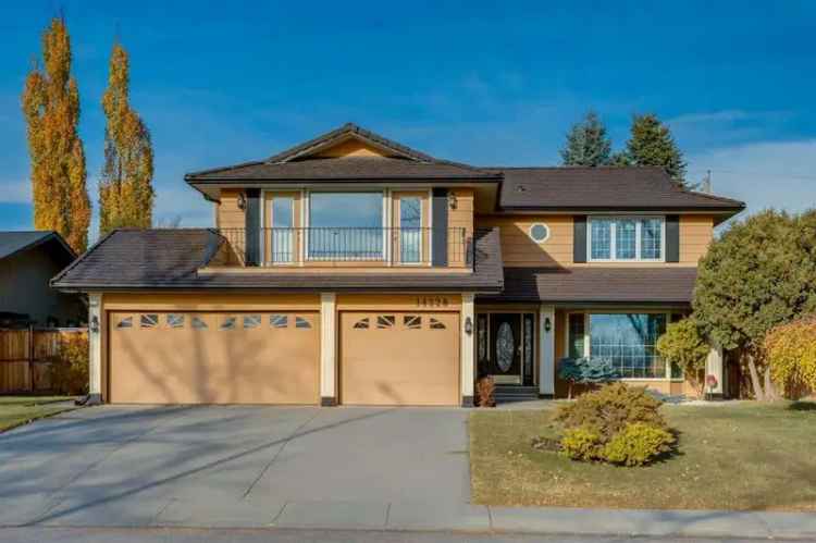 3386 Sq Ft Home in Parkland with Fish Creek Views