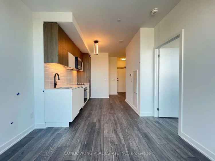 Brand New 1-Bedroom + Den Condo Near Shopping Dining and Parks