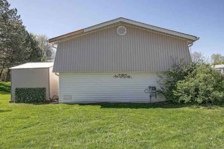 Sandalwood Model in Sandy Cove Acres Adult Community