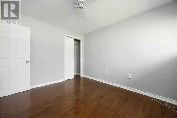 3 Bed 1 Bath Bungalow in Sarnia Near Beaches