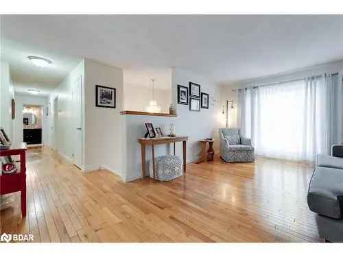 House For Sale in Barrie ON: Open Concept, Updated Kitchen, Finished Basement