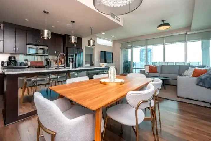 2bed 2bath FULLY FURNISHED Corner Condo - Calgary