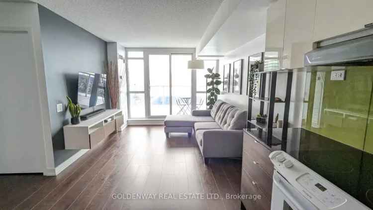 House For Sale in Toronto, Ontario