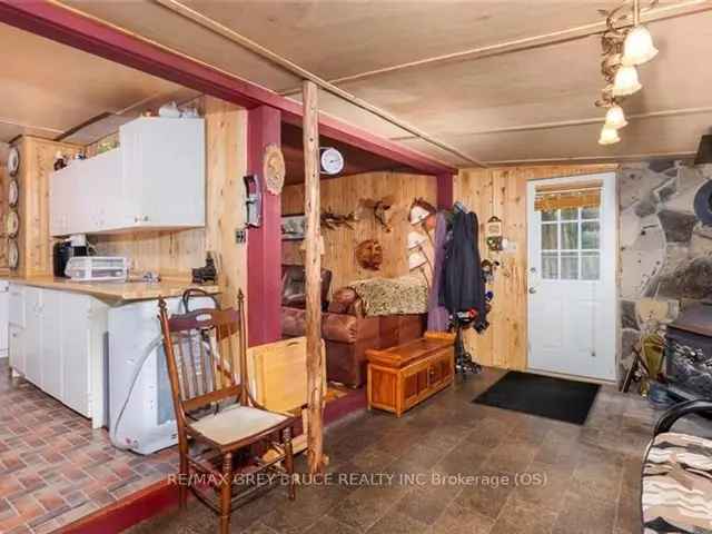 House For Sale in Municipality of Northern Bruce Peninsula, Ontario