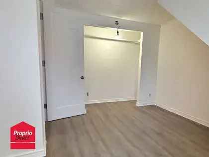 6 rooms apartment of 93 m² in Montreal