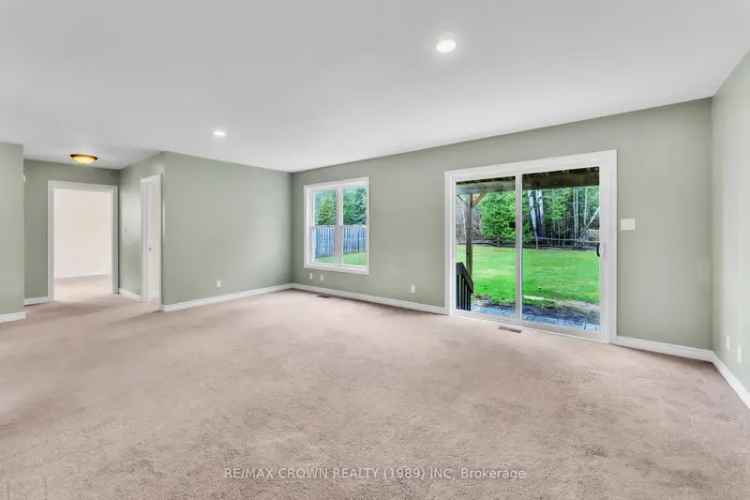 Spacious 4-Bedroom Family Home Near Osprey Links Golf Course