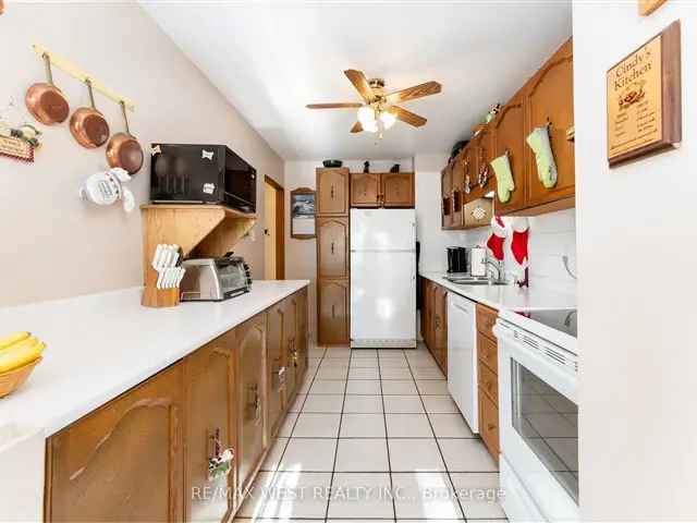 House For Sale in Toronto, Ontario