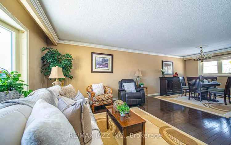 Updated 4-Level Side Split Home 3+1 Bedrooms Near Lake Ontario