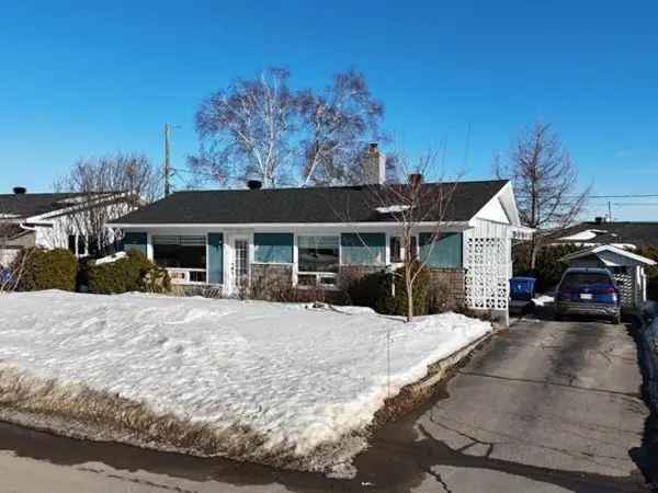 Bungalow for Sale Near Amenities