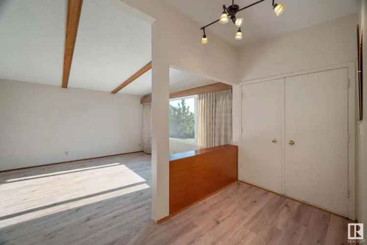 Evansdale 6 Bedroom 4-Level Split Family Home