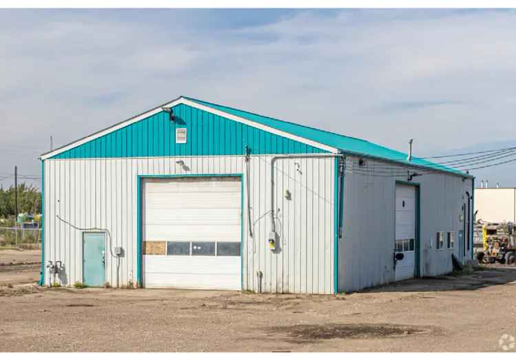 Land For Sale in 140, 5 Street Northwest, Redcliff, Alberta