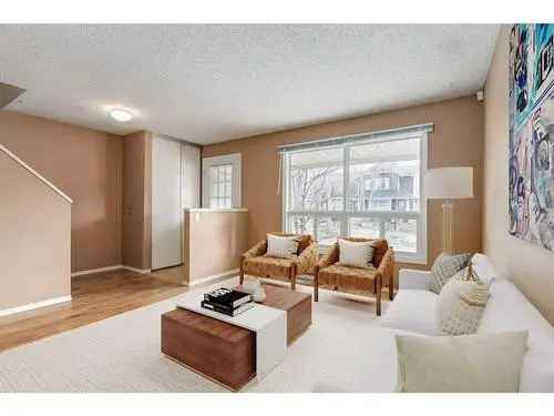 Townhouse For Sale In Queensland, Calgary, Alberta