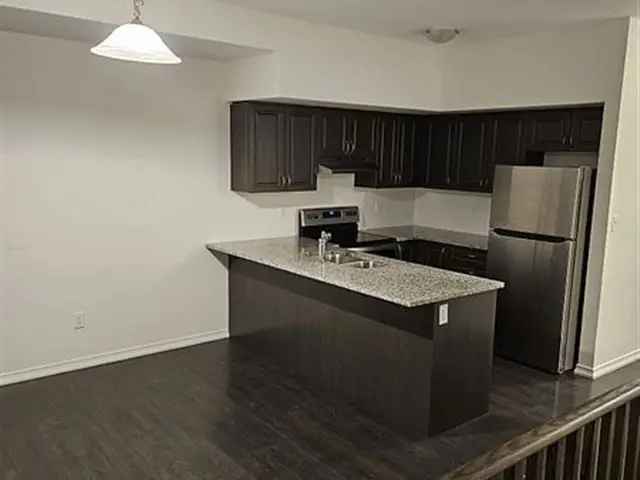 3 Bedroom 3 Washroom House Near Costco UOIT Durham College