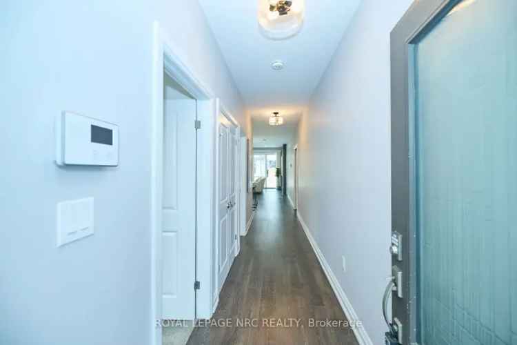 Buy Bungalow Townhome in Ideal Location with Upgrades and Spacious Layout