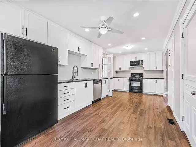 3-Bedroom Century Home with New Kitchen Near Waterfront