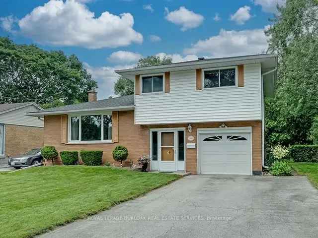 Beautifully Maintained 4-Level Side Split - Steps to Lake