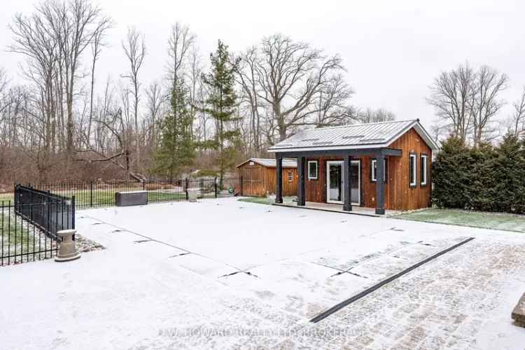 Muskoka Style Home near Sand Beach Great Room Fireplace Bunkie