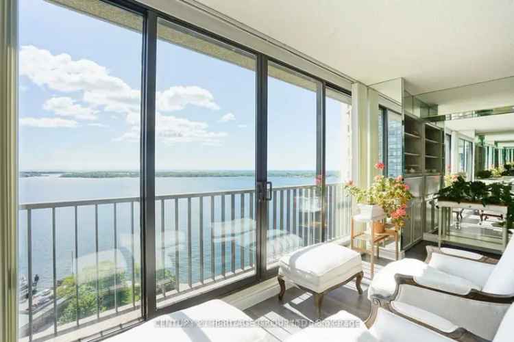 House For Rent in 33, Harbour Square, Toronto, Ontario