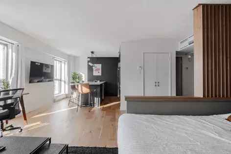 1 room apartment of 77 m² in Quebec