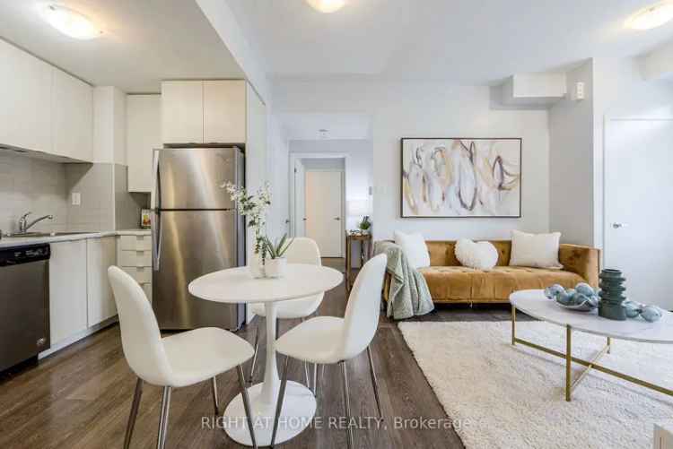 Condo For Rent in Toronto, Ontario