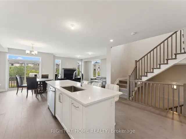 Beautiful Claridge Murray Home 4 Beds 5 Baths