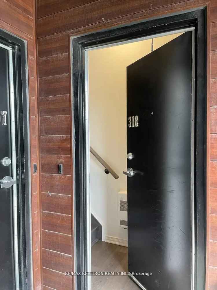 Condo For Rent in Toronto, Ontario