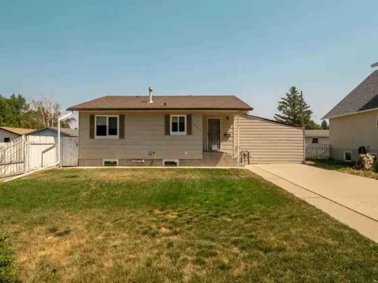 House For Rent in Lethbridge, Alberta