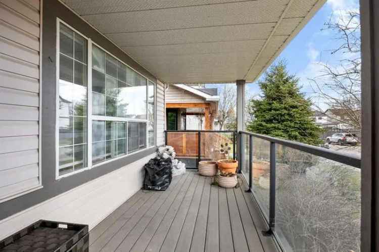 Hidden Valley 2-Storey Home 1750 Sq Ft 4 Beds 2 Baths