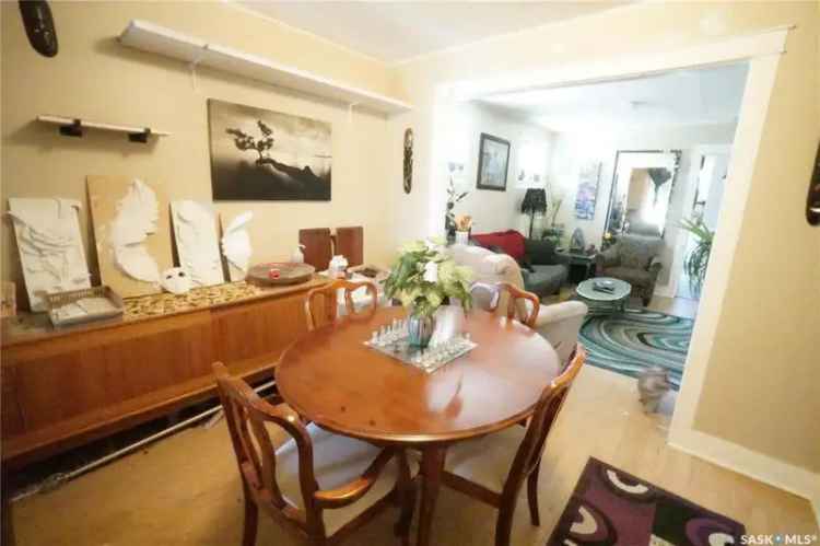 3 Bed 1 Bath Home with Detached Garage - Great for Investors and First-Time Buyers