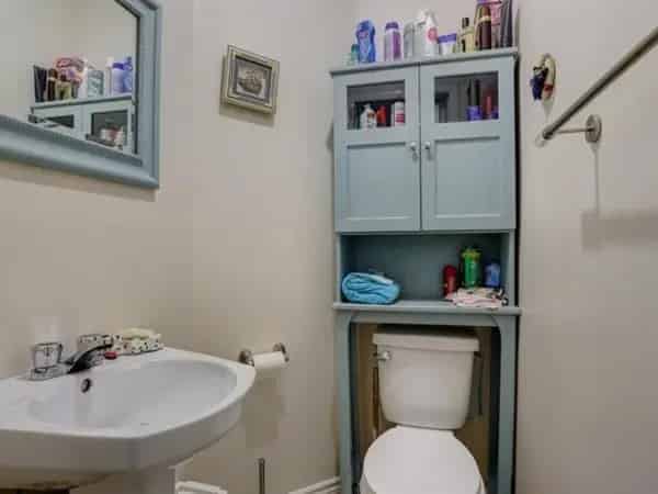 Two-Storey Semi-Detached For Sale Estrie 11 Rooms