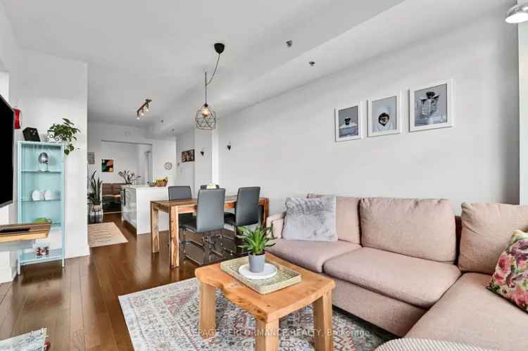 Condo For Sale in Ottawa, Ontario