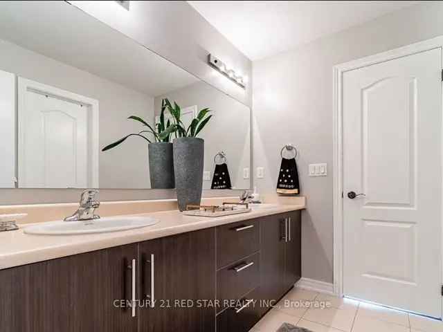 House For Sale in 19, Durango Drive, Brampton, Ontario