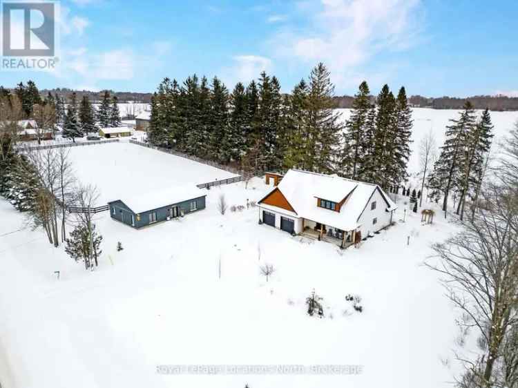 Modern Farmhouse 2700sqft 1 Acre Lot Detached Shop Near Meaford