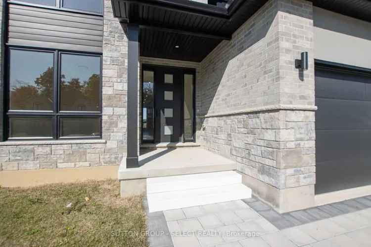 House For Sale in Southwold, Ontario