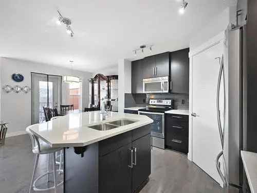 Windermere Half Duplex 3 Bed 2.5 Bath