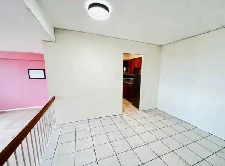 Spacious 2 Bed apartment for rent steps away from all amenities