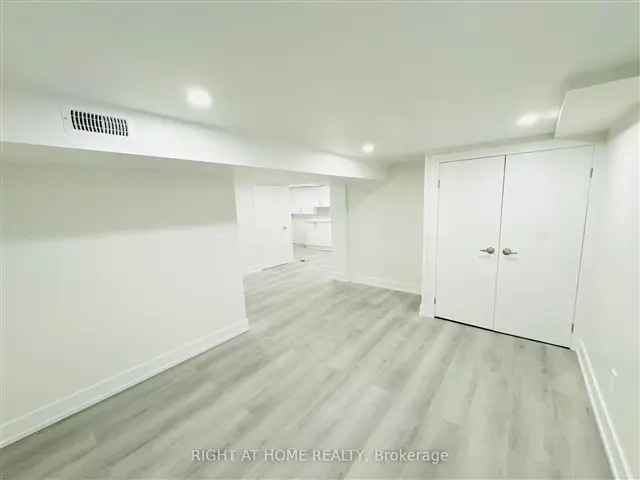 Brand New Basement Apartment Fully Renovated