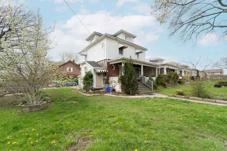 House For Sale in Niagara Falls, Ontario