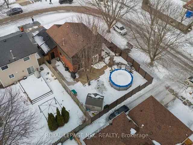 Niagara Falls Renovated Home High End Finishes Pool Backyard Oasis