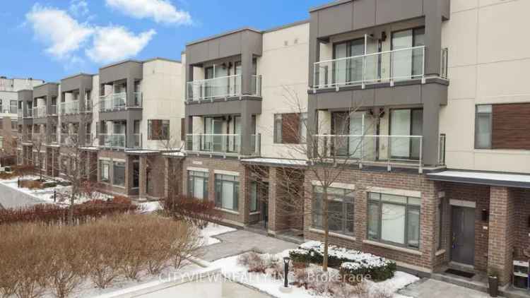 Condo For Sale in Oakville, Ontario