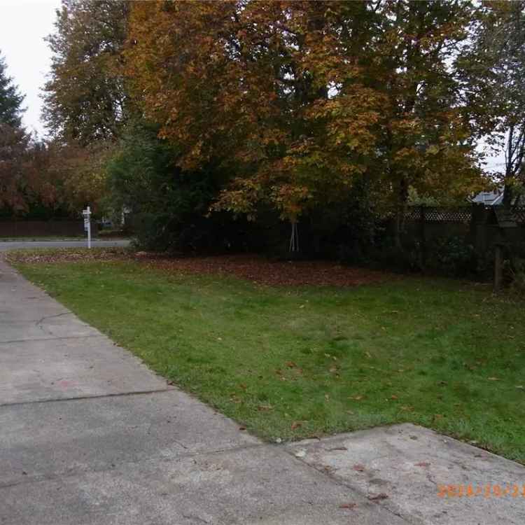 0.11 Acre Building Lot For Sale in Courtenay