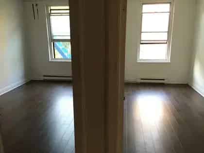 1 Room Studio 34m² Montreal Near Hospitals and Universities