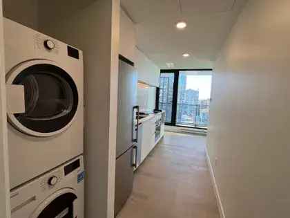 2 Room Studio Condo 62m² Montreal Downtown