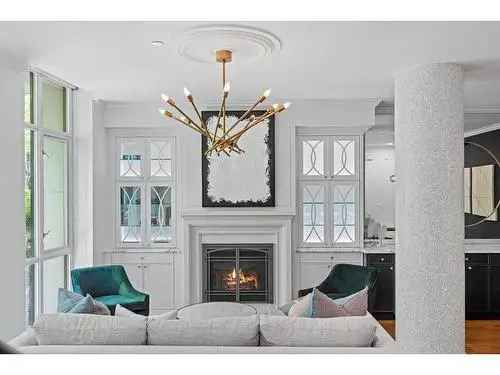 Luxury Yaletown Townhouse For Sale - 3 Beds 2.5 Baths