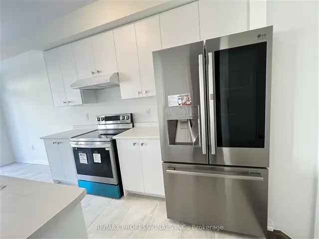 Brand New Caledonia Townhouse 3 Beds 3 Baths Near Downtown