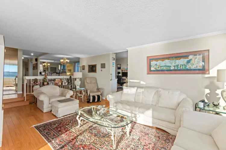 West Vancouver Seawind Condo for Sale 2 Bed 1906 Sqft