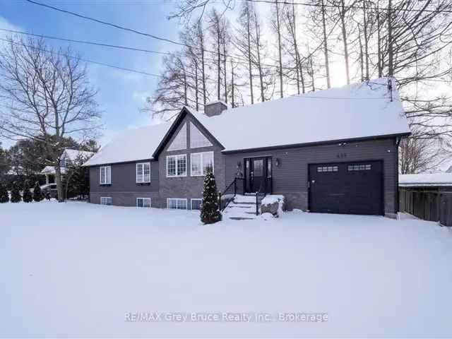 Stunning Renovated Home Near Parks and Schools in Owen Sound