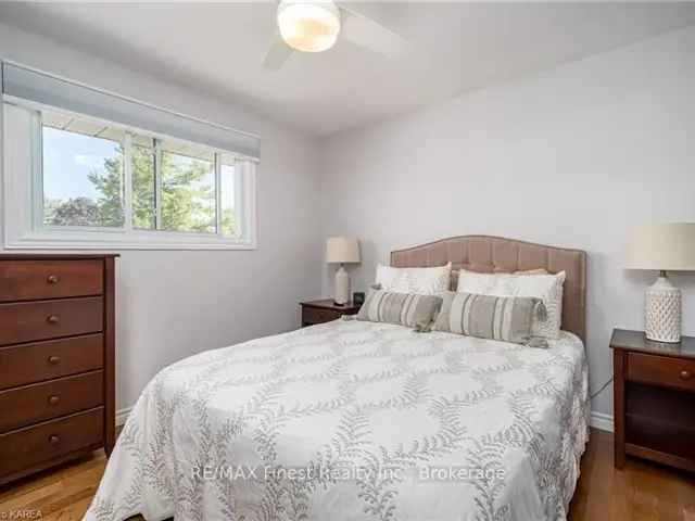 House For Sale in Kingston, Ontario