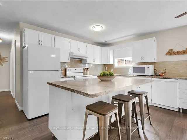 House For Sale in Sauble Beach, Ontario